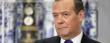 Медведев нахъсва Русия да се откаже от 